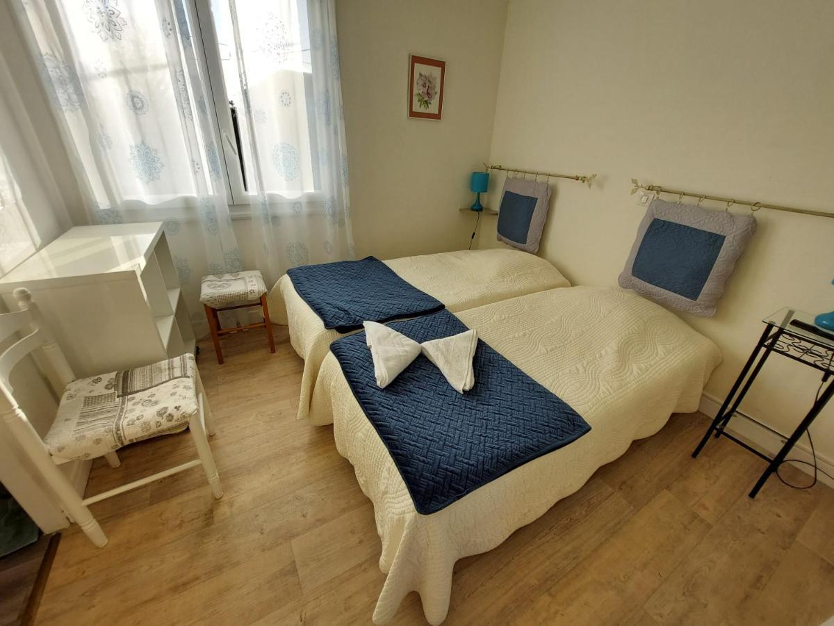 Hotel Au Charme Du Levat Saint Paul de Loubressac Ngoại thất bức ảnh